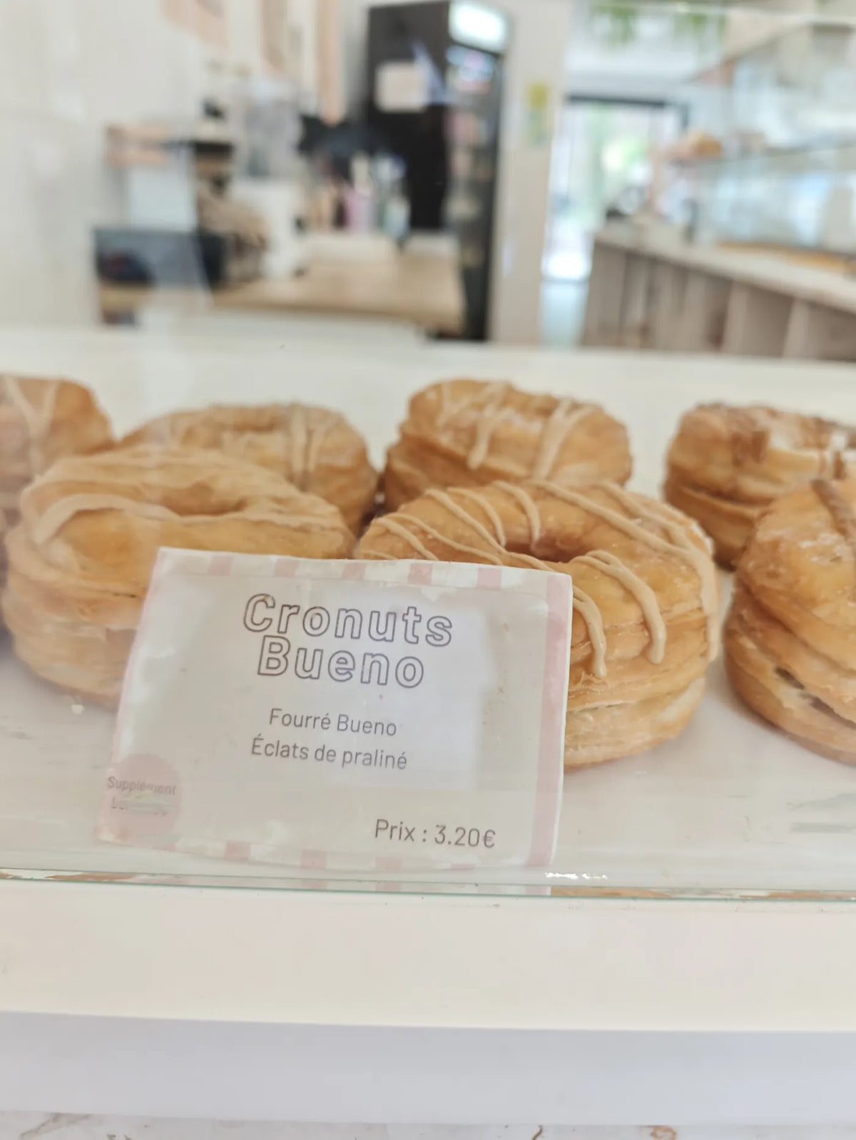 Cronut Bueno